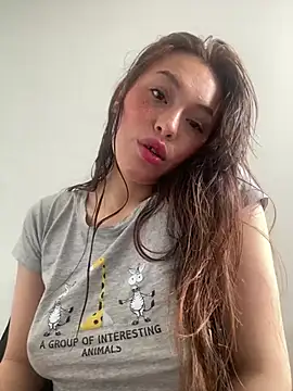 eriika deep  online show from February 2025 05:04:02 PM