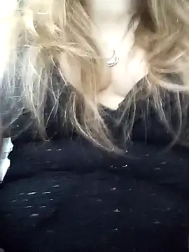 KattyLuuu online show from April 2026 10:05:01 AM