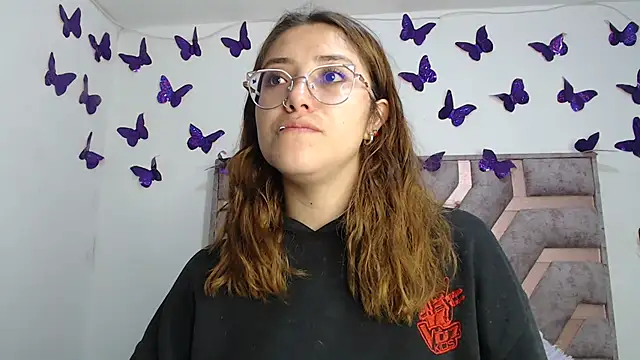 Anny Fox- online show from November 2025 02:45:02 AM