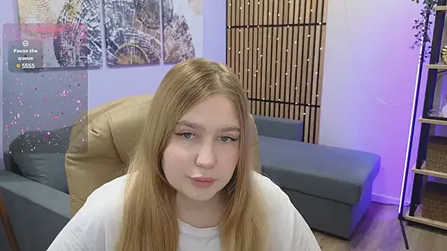 Snapshot of Ellie_Wellie chatting on January 2025 04:18:02 PM Ellie Wellie online show from January 2025 04:18:02 PM