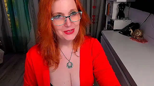 Fire-Fox-One online show from April 2026 08:17:01 PM