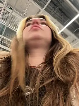 MayaMystic online show from December 2024 03:04:01 PM