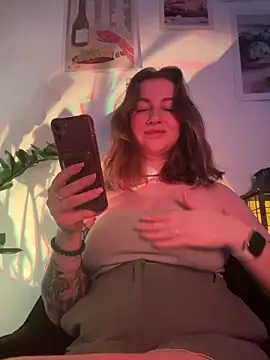 MayaMystic online show from February 2026 01:05:01 PM