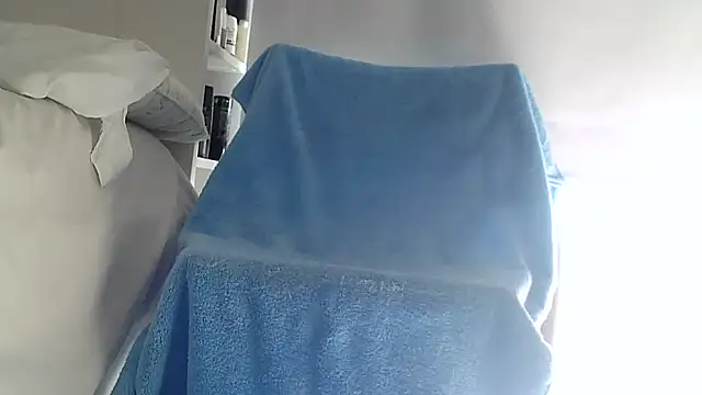 Snapshot of teek1234_1 chatting on October 2025 04:09:02 PM teek1234 1 online show from October 2025 04:09:02 PM