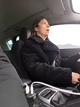 sansan2411 online show from February 2026 09:52:01 AM