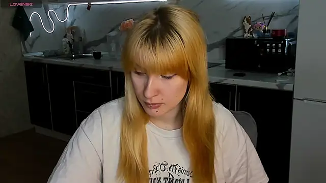 Sweet white chocolate online show from February 2026 09:44:02 PM