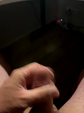 Snapshot of mikiss789 chatting on September 2025 03:21:01 AM mikiss789 online show from September 2025 03:21:01 AM