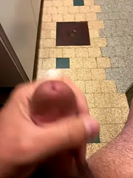 Snapshot of mikiss789 chatting on October 2025 03:07:02 AM mikiss789 online show from October 2025 03:07:02 AM