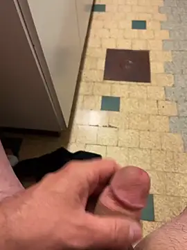 Snapshot of mikiss789 chatting on November 2025 06:00:02 AM mikiss789 online show from November 2025 06:00:02 AM