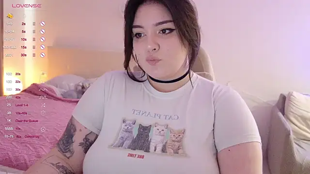 YumiYammy online show from March 2026 02:05:02 PM