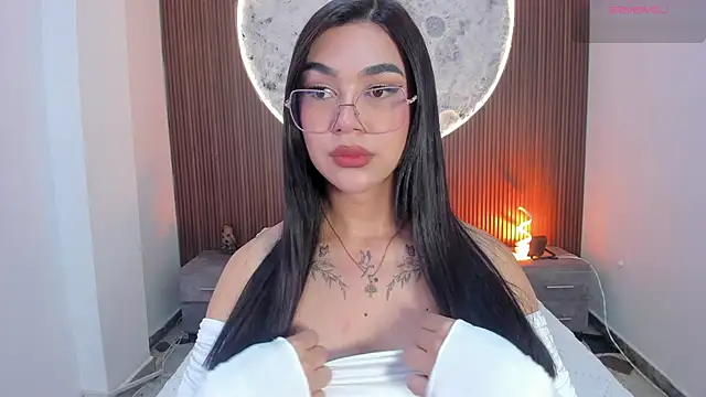 RoseCassie online show from February 2026 01:40:01 PM