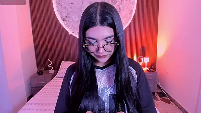 Snapshot of RoseCassie chatting on June 2026 01:48:02 PM RoseCassie online show from June 2026 01:48:02 PM