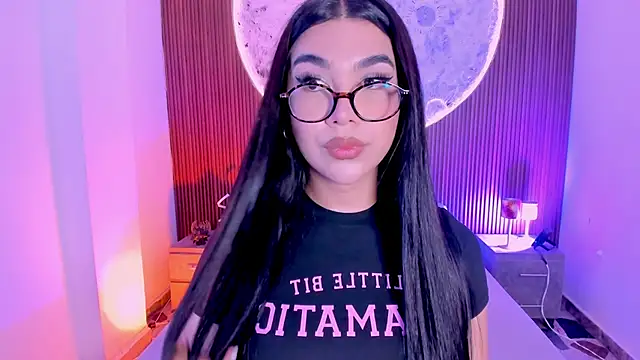 Snapshot of RoseCassie chatting on June 2026 01:52:01 PM RoseCassie online show from June 2026 01:52:01 PM