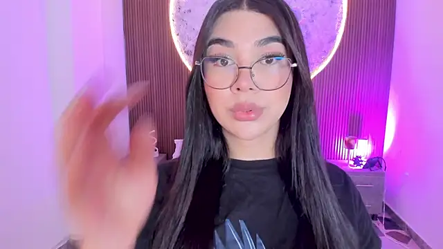 Snapshot of RoseCassie chatting on July 2026 01:16:01 PM RoseCassie online show from July 2026 01:16:01 PM