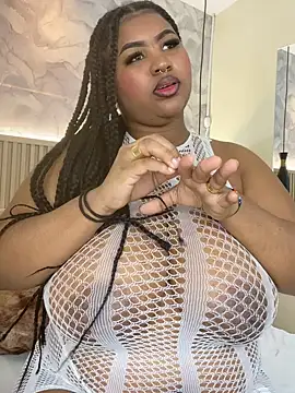 AinaraJimenez online show from April 2026 07:07:01 PM