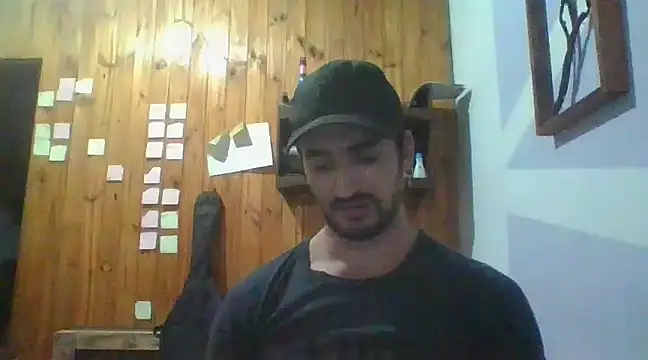 italianbighorse22 online show from December 2024 03:29:02 AM