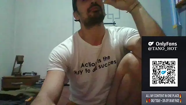 italianbighorse22 online show from October 2025 01:26:02 AM