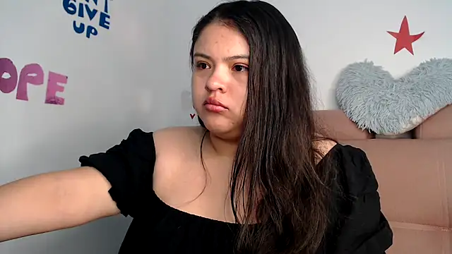 lizzie c online show from January 2026 08:18:01 AM