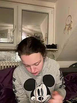 milabandolero online show from January 2025 08:09:01 PM