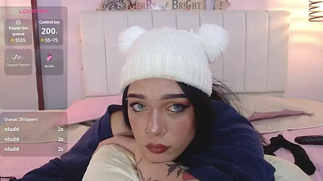 Snapshot of sukimoon chatting on December 2024 08:06:02 AM sukimoon online show from December 2024 08:06:02 AM