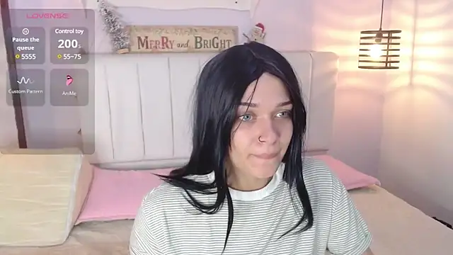 Snapshot of sukimoon chatting on December 2024 01:40:02 AM sukimoon online show from December 2024 01:40:02 AM