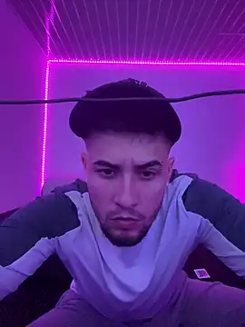 miia-liiam online show from January 2025 02:30:01 AM