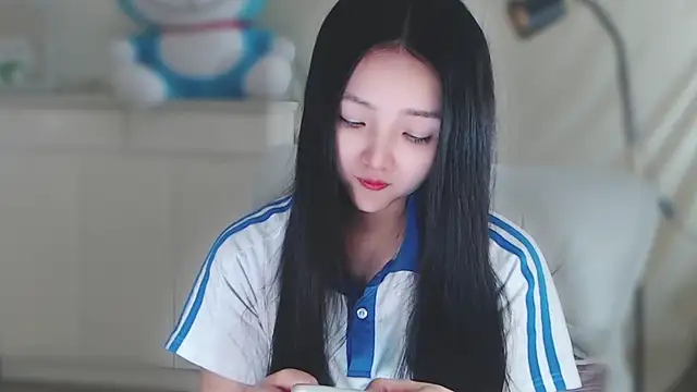 Snapshot of xiao-xiao-D chatting on February 2025 12:28:01 PM xiao-xiao-D online show from February 2025 12:28:01 PM