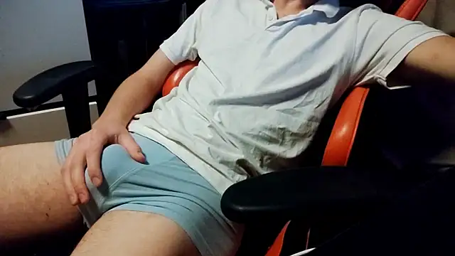 Snapshot of fynn_twink chatting on January 2025 05:49:01 PM fynn twink online show from January 2025 05:49:01 PM