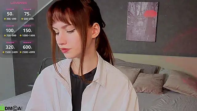 Snapshot of Mollly_Rouge chatting on November 2025 12:11:02 AM Mollly Rouge online show from November 2025 12:11:02 AM