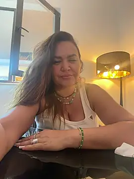 Snapshot of Aileen_Stone chatting on July 2026 09:48:01 AM Aileen Stone online show from July 2026 09:48:01 AM