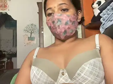 Snapshot of Tamil_Sanjana_ chatting on October 2025 06:17:01 PM Tamil Sanjana  online show from October 2025 06:17:01 PM