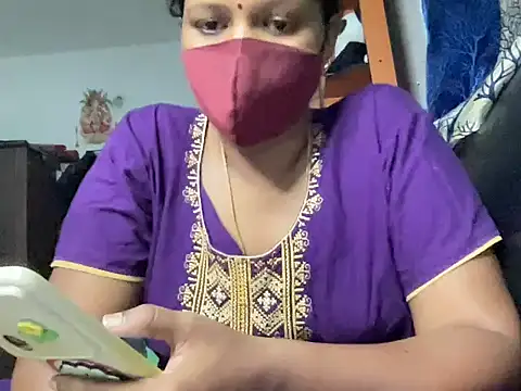 Snapshot of Tamil_Sanjana_ chatting on April 2026 05:26:02 PM Tamil Sanjana online show from April 2026 05:26:02 PM