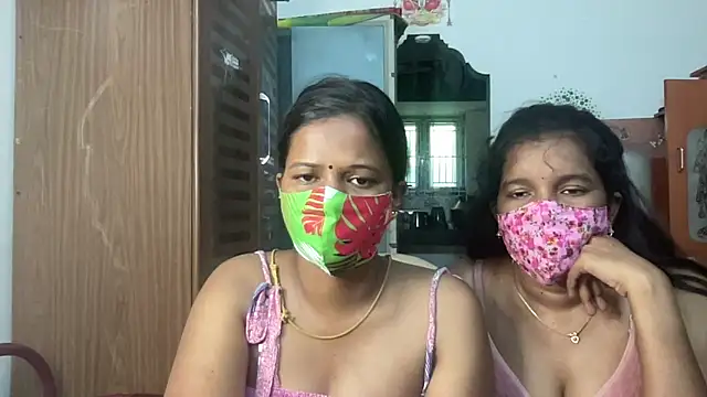 Snapshot of Tamil_Sanjana_ chatting on June 2026 06:05:02 AM Tamil Sanjana online show from June 2026 06:05:02 AM