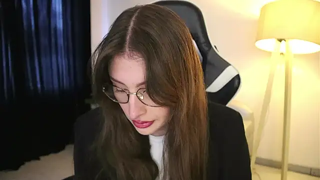 Daisha Riley online show from November 2025 02:39:02 PM