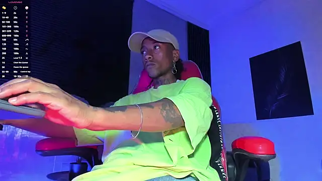 JhonyMiller  online show from October 2025 07:48:01 PM