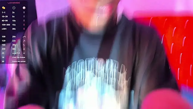 Snapshot of JhonyMiller_ chatting on May 2026 08:15:01 PM JhonyMiller online show from May 2026 08:15:01 PM