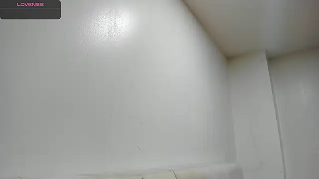 AbrilSonne online show from March 2025 08:27:01 PM