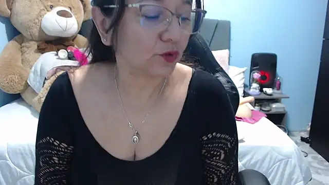 AngelRouss online show from March 2026 09:36:02 AM