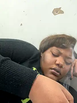 Kbaby337 online show from November 2025 05:50:01 AM