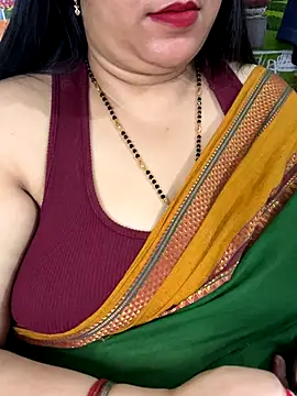 FlatVincy4 online show from November 2025 04:27:02 PM