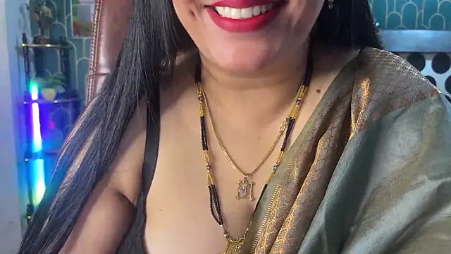 FlatVincy4 online show from February 2026 05:04:01 AM