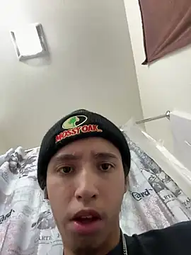 Snapshot of qbaby96 chatting on January 2025 12:36:01 PM qbaby96 online show from January 2025 12:36:01 PM