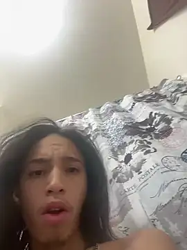 Snapshot of qbaby96 chatting on January 2025 06:28:02 PM qbaby96 online show from January 2025 06:28:02 PM