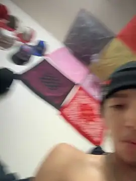 Snapshot of qbaby96 chatting on September 2025 07:19:02 PM qbaby96 online show from September 2025 07:19:02 PM