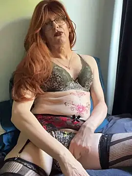 Valerie-4-U online show from April 2026 12:53:02 PM