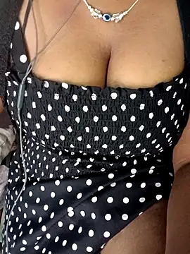 Tamilbigboobie online show from October 2025 07:56:01 AM