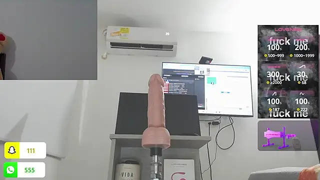 Snapshot of mariana_1_ chatting on January 2025 04:22:02 AM mariana 1 online show from January 2025 04:22:02 AM