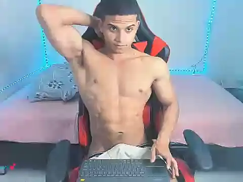 Snapshot of oliver_thompsson7 chatting on May 2026 03:47:02 AM oliver thompsson7 online show from May 2026 03:47:02 AM