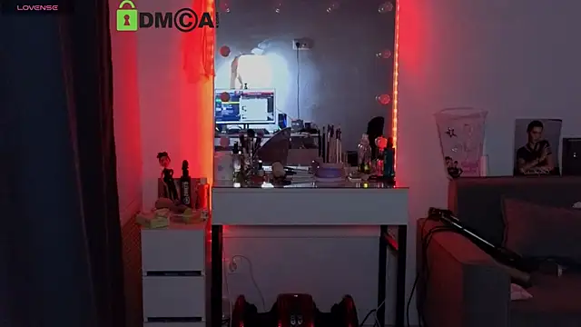 Snapshot of MoranaMissGod chatting on November 2025 11:37:01 PM MoranaMissGod online show from November 2025 11:37:01 PM