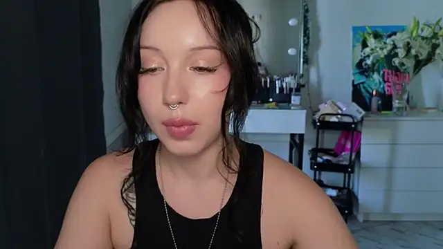 MoranaMissGod online show from May 2026 12:44:02 PM